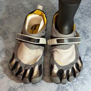 Vibram fivefingers Bikala shoes